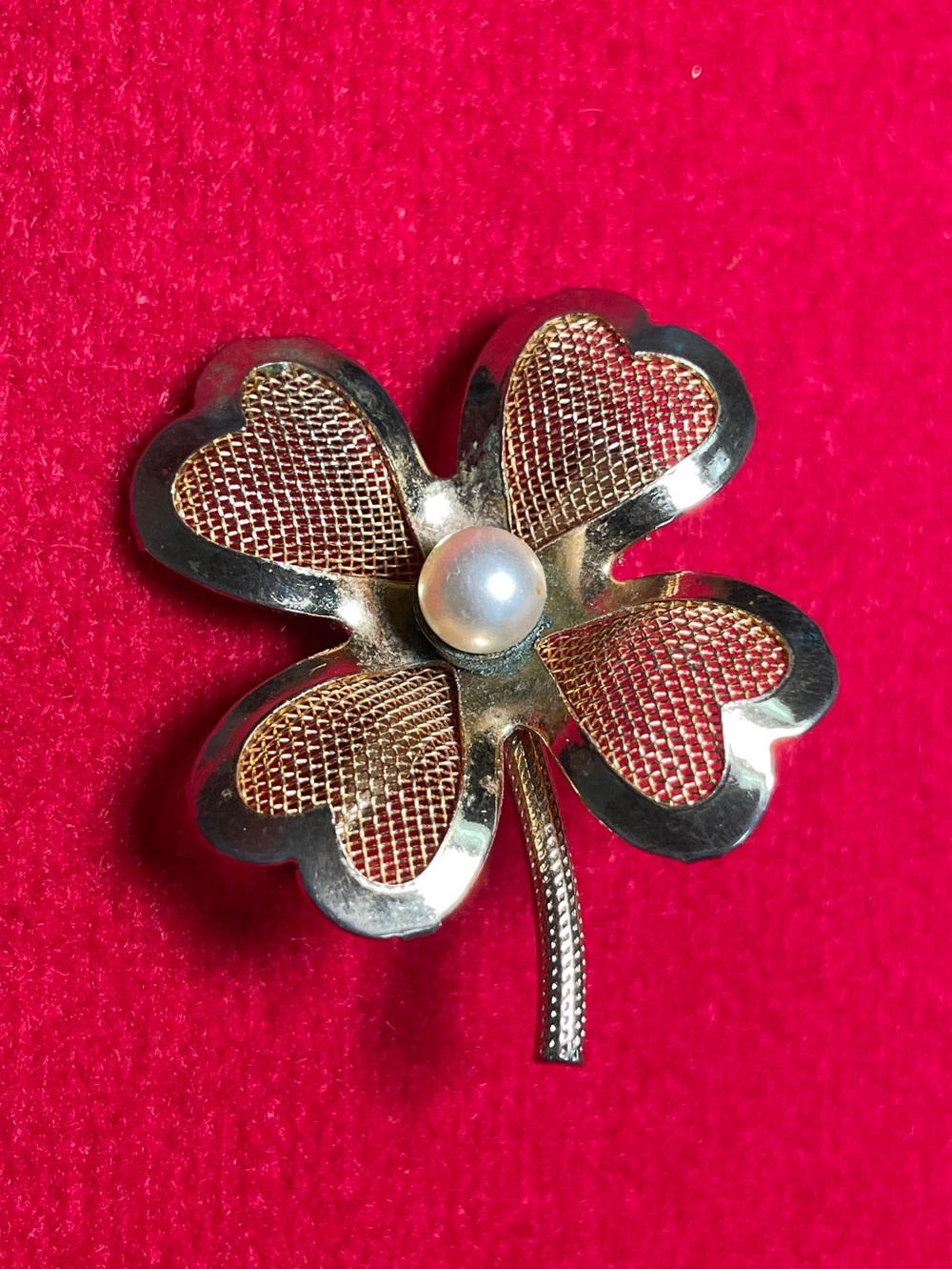 Coro Gold-Tone Four-Leaf Clover Brooch - Picture 9 of 9